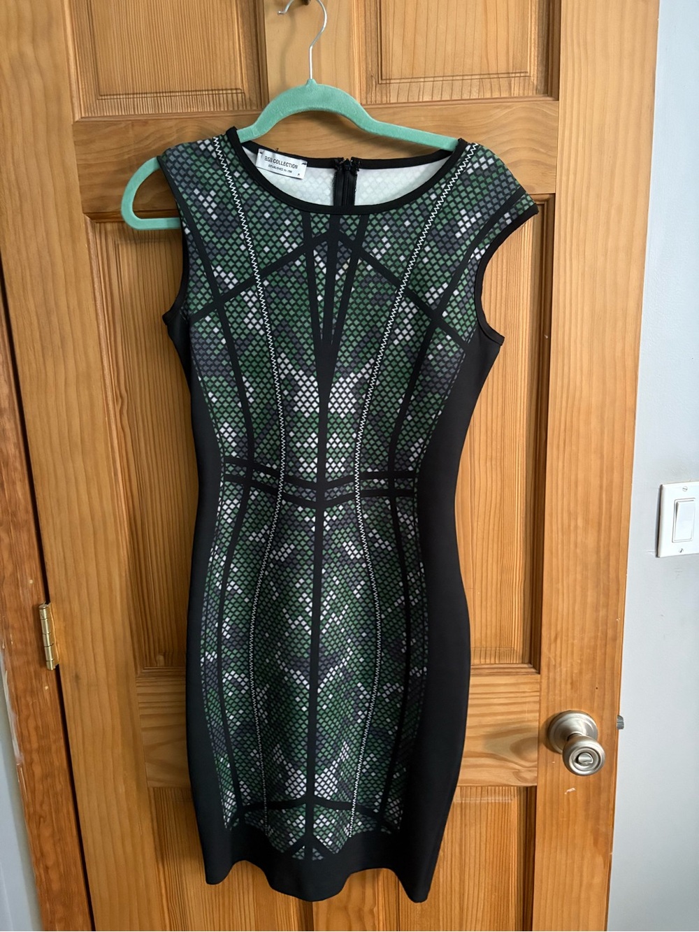 Sleeveless Green Patterned Sheath Dress with Black Side Panels